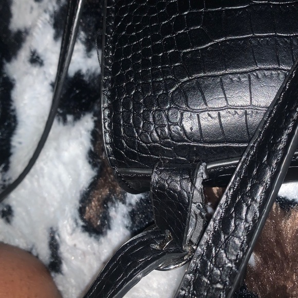 SOLD ON DEPOP - Picture 3 of 8